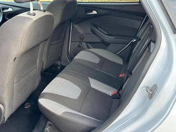 Ford Focus 1.6 Zetec Powershift Euro 5 5dr