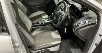 Ford Focus 1.6 Zetec Powershift Euro 5 5dr