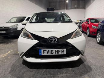Toyota AYGO 1.0 VVT-i x-play Euro 6 5dr