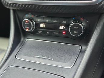 Mercedes-Benz A Class 1.6 A180 AMG Line 7G-DCT Euro 6 (s/s) 5dr