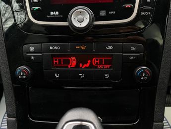 Ford S-Max 2.0 TDCi Titanium Powershift Euro 5 5dr