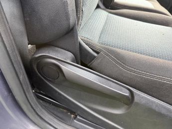 Ford Galaxy 2.0 TDCi Zetec Powershift Euro 5 5dr