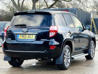 Toyota RAV4 2.2 D-CAT SR Auto 4WD Euro 5 5dr