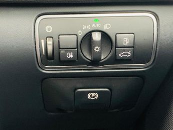 Volvo XC60 2.0 D4 SE Lux Nav Auto Euro 6 (s/s) 5dr