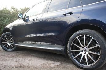 Mercedes-Benz EQC EQC 400 80kWh AMG Line Auto 4MATIC 5dr