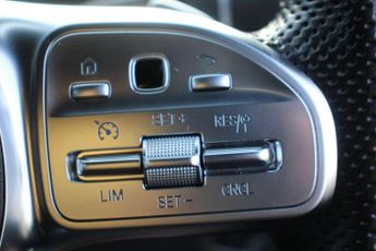 Mercedes-Benz EQC EQC 400 80kWh AMG Line Auto 4MATIC 5dr