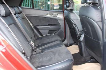 Kia Sportage 1.6 T-GDi 13.8kWh GT-Line Auto AWD Euro 6 (s/s) 5dr