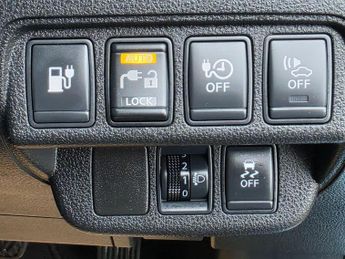 Nissan Leaf 24kWh Acenta+ Hatchback 5dr Electric Auto (107 bhp)