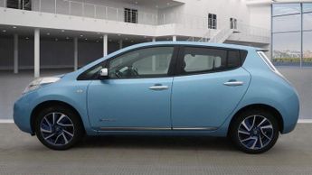 Nissan Leaf 24kWh Acenta+ Hatchback 5dr Electric Auto (107 bhp)