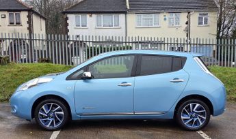 Nissan Leaf 24kWh Acenta+ Hatchback 5dr Electric Auto (107 bhp)