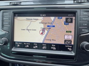 Volkswagen Tiguan 2.0 TDI BlueMotion Tech SEL DSG Euro 6 (s/s) 5dr