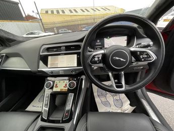 Jaguar I-Pace R-DYNAMIC HSE BLACK