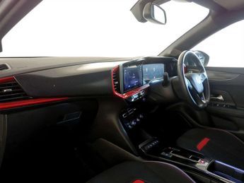 Vauxhall Mokka Electric 50kWh SRi Premium SUV 5dr Electric Auto (136 ps)