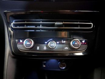 Vauxhall Mokka Electric 50kWh SRi Premium SUV 5dr Electric Auto (136 ps)