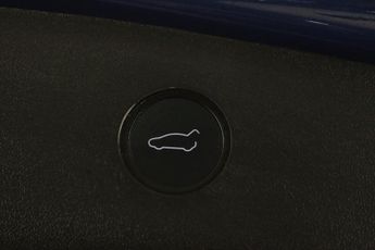 Tesla Model 3 Standard Range Plus Auto RWD 4dr