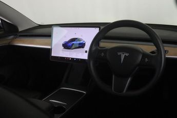 Tesla Model 3 Standard Range Plus Auto RWD 4dr