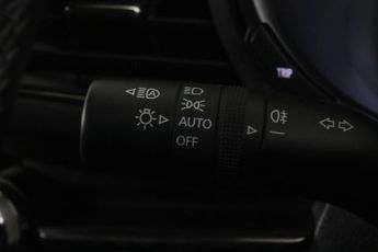 Mazda Mazda3 2.0 e-SKYACTIV-G MHEV SE-L Lux Euro 6 (s/s) 5dr