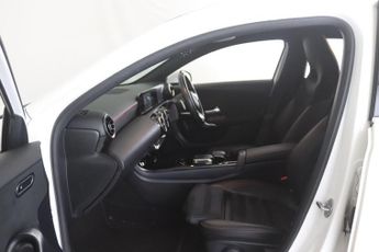 Mercedes-Benz A Class 1.3 A200 AMG Line 7G-DCT Euro 6 (s/s) 5dr