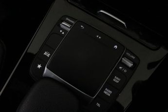 Mercedes-Benz A Class 1.3 A200 AMG Line 7G-DCT Euro 6 (s/s) 5dr