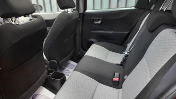 Toyota Yaris 1.33 Dual VVT-i T Spirit Multidrive S Euro 5 5dr