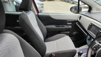 Toyota Yaris 1.33 Dual VVT-i T Spirit Multidrive S Euro 5 5dr