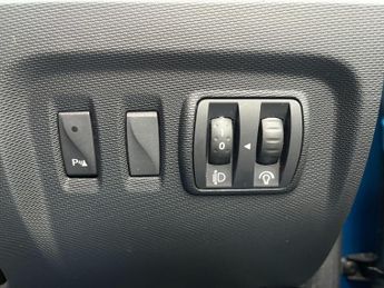 Renault Captur 1.5 dCi Dynamique S MediaNav EDC Euro 5 5dr