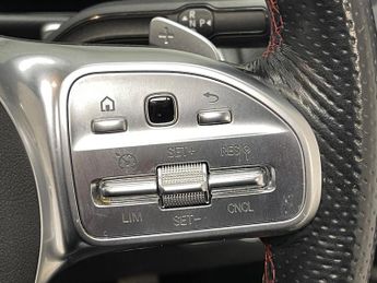 Mercedes-Benz GLB 1.3 GLB200 AMG Line (Premium Plus 2) 7G-DCT Euro 6 (s/s) 5dr