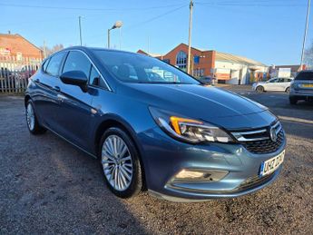 Vauxhall Astra 1.6 CDTi BlueInjection Elite Nav Auto Euro 6 5dr