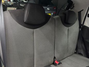 Toyota AYGO 1.0 VVT-i Move MultiMode Euro 5 5dr