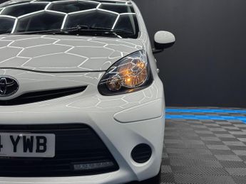 Toyota AYGO 1.0 VVT-i Move MultiMode Euro 5 5dr