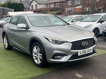 Infiniti Q30 1.5d Premium Hatchback 5dr Diesel Manual Euro 6 (s/s) (109 ps)