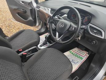 Vauxhall Corsa 1.4i ecoTEC Design Hatchback 5dr Petrol Auto Euro 6 (90 ps)