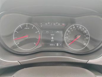 Vauxhall Corsa 1.4i ecoTEC Design Hatchback 5dr Petrol Auto Euro 6 (90 ps)