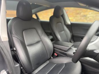 Tesla Model 3 (Dual Motor) Long Range Auto 4WDE 4dr