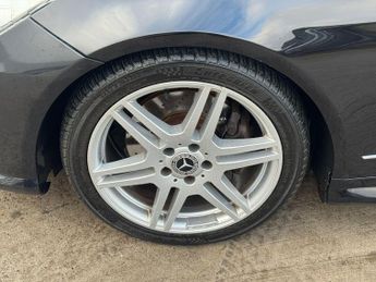 Mercedes-Benz E Class 2.1 E220 CDI BlueEfficiency Sport G-Tronic+ Euro 5 (s/s) 2dr