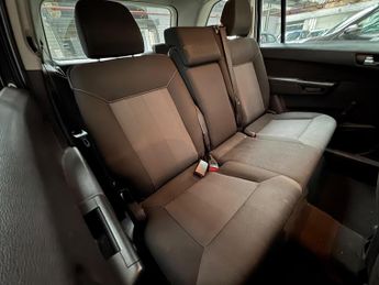 Vauxhall Zafira 1.9 CDTi Exclusiv Auto Euro 4 5dr