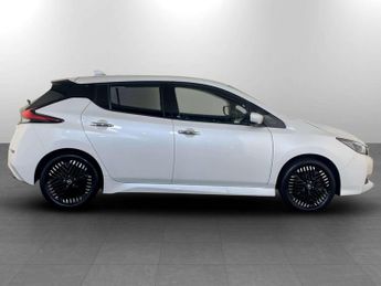 Nissan Leaf 39kWh Tekna Hatchback 5dr Electric Auto (150 ps)