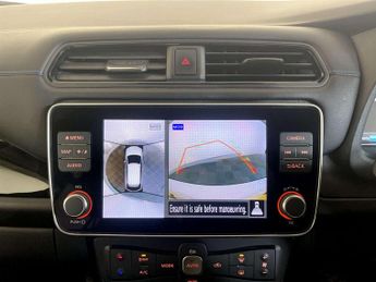 Nissan Leaf 39kWh Tekna Hatchback 5dr Electric Auto (150 ps)
