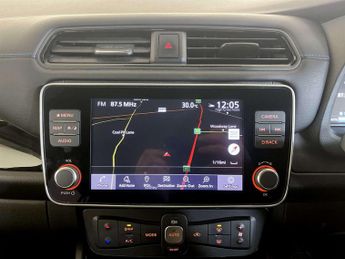 Nissan Leaf 39kWh Tekna Hatchback 5dr Electric Auto (150 ps)