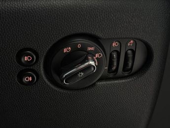 MINI Hatch 1.5 Cooper Auto Euro 6 (s/s) 3dr