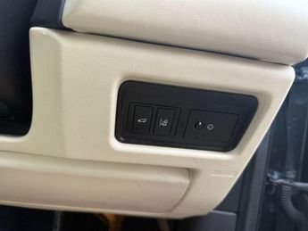 Land Rover Discovery Sport 2.0 TD4 HSE Luxury Auto 4WD Euro 6 (s/s) 5dr