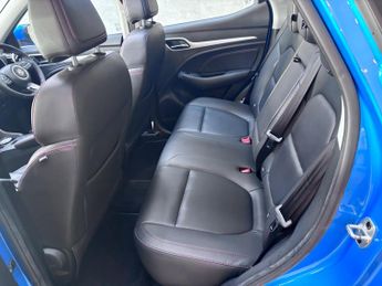 MG MG ZS 72.6kWh Trophy Connect Long Range Auto 5dr