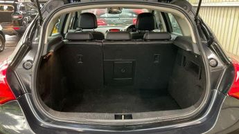 Vauxhall Astra 2.0 CDTi Elite Auto Euro 5 5dr