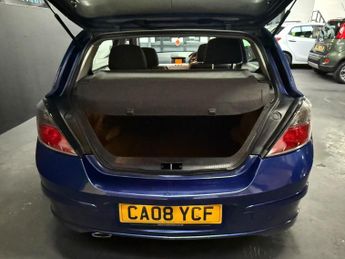 Vauxhall Astra 1.9 CDTi 16v SRi 5dr
