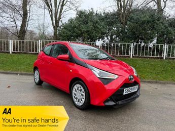 Toyota AYGO 1.0 VVT-i x-play Euro 6 5dr
