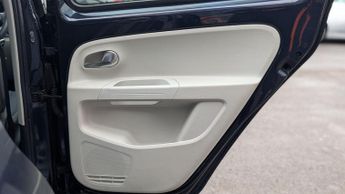 Volkswagen up! 1.0 High up! ASG Euro 5 5dr