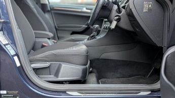Volkswagen Golf 1.2 TSI BlueMotion Tech S Hatchback 5dr Petrol DSG Euro 5 (s/s) 