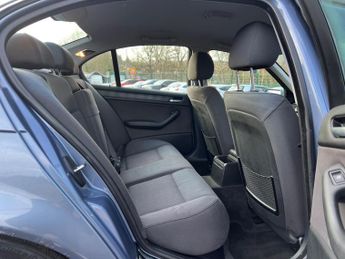 BMW 3 Series 2.9 330d SE 4dr