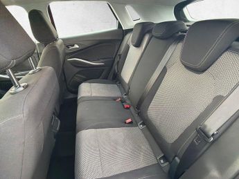 Vauxhall Grandland X 1.2 Turbo SE Auto Euro 6 (s/s) 5dr