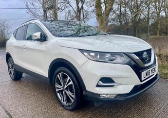 Nissan Qashqai 1.2 DIG-T N-Connecta Euro 6 (s/s) 5dr